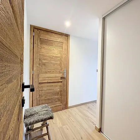 Carmin A303 - - Quartier Lery
